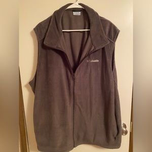 Columbia vest